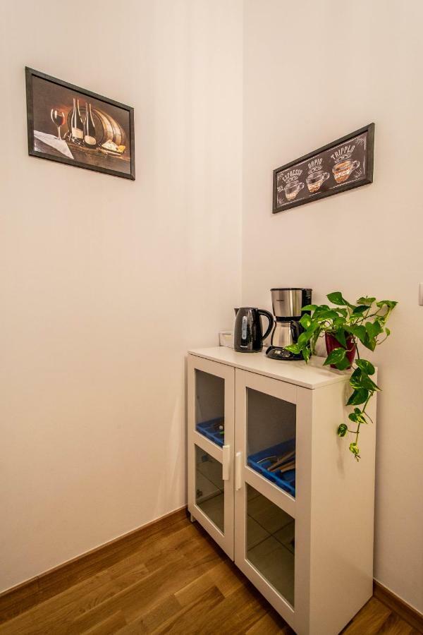 Design 3Bdr Apartment In Residence, Free Parking Prague Ngoại thất bức ảnh